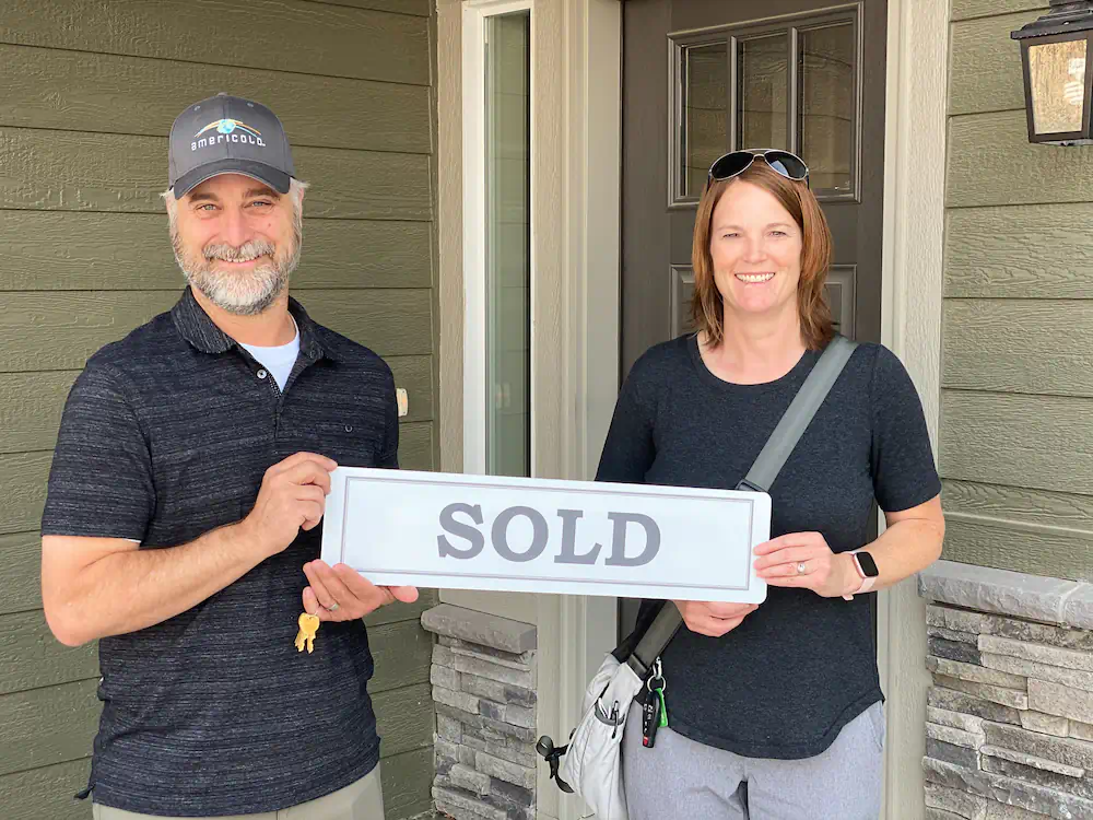 Happy clients who relocated from Colorado and bought a new construction home in Meridian.